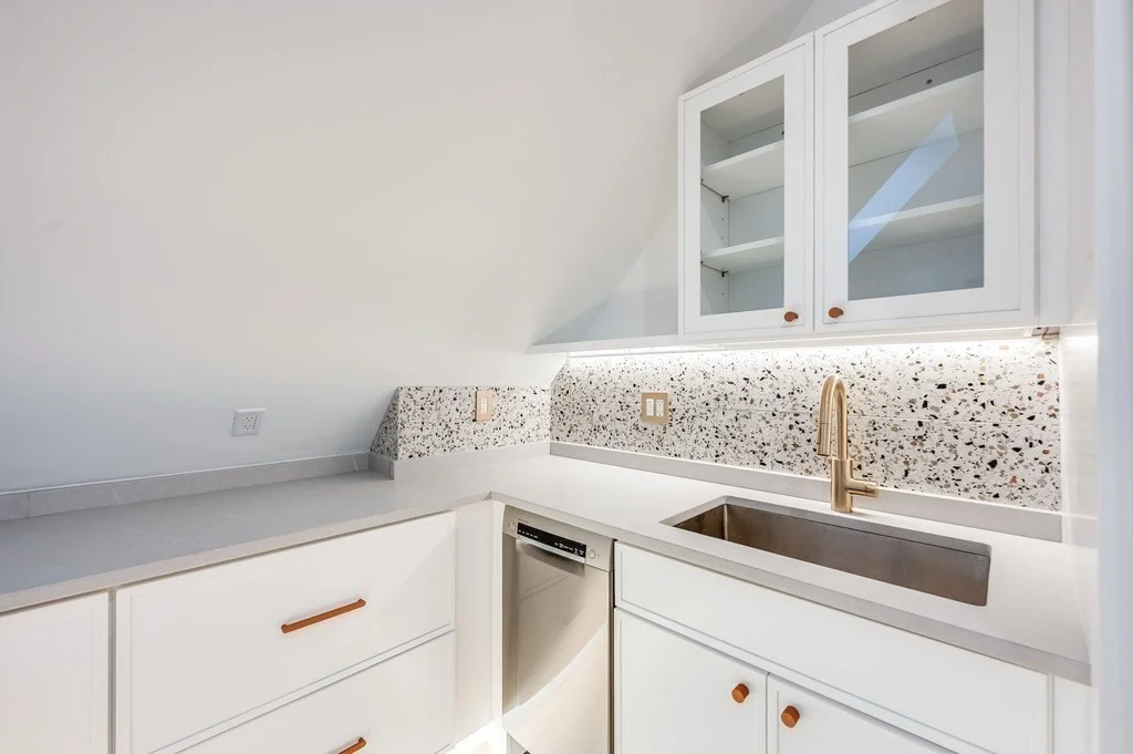 2 bed, 1 bath apartment for rent at 79 Dana Unit 3, Mid Cambridge — photo 9 of 29
