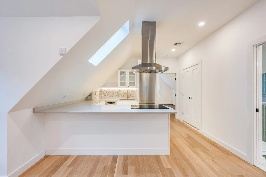 2 bed, 1 bath apartment for rent at 79 Dana Unit 3, Mid Cambridge — photo 5 of 29