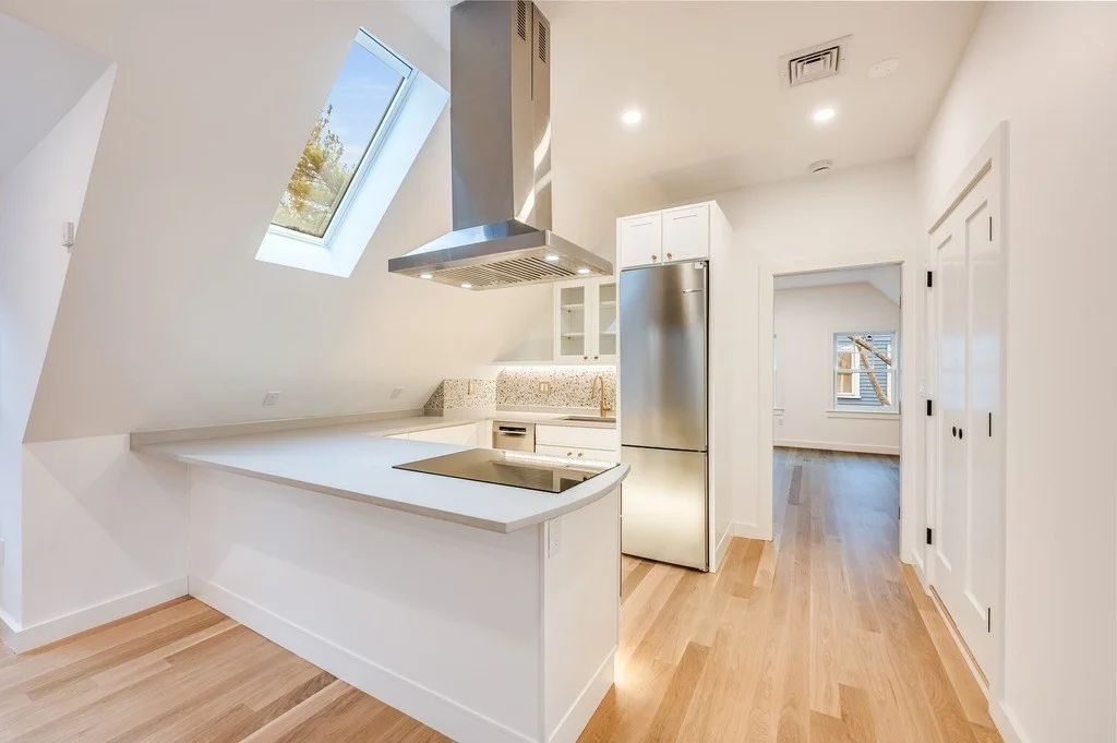 2 bed, 1 bath apartment for rent at 79 Dana Unit 3, Mid Cambridge — photo 6 of 29
