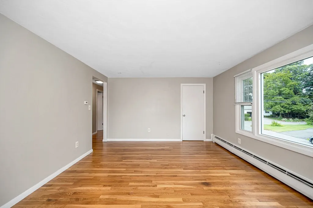 2 bed, 1 bath apartment for rent at 79 Fairfield St Unit 2, Lowell — photo 5 of 20