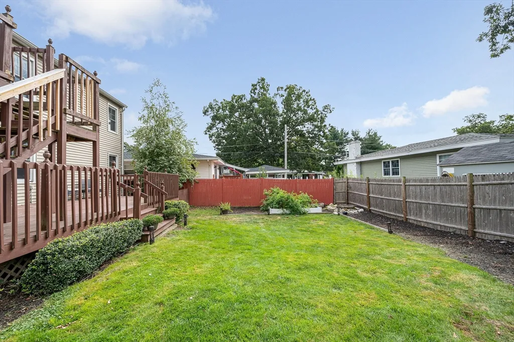 2 bed, 1 bath apartment for rent at 79 Fairfield St Unit 2, Lowell — photo 19 of 20
