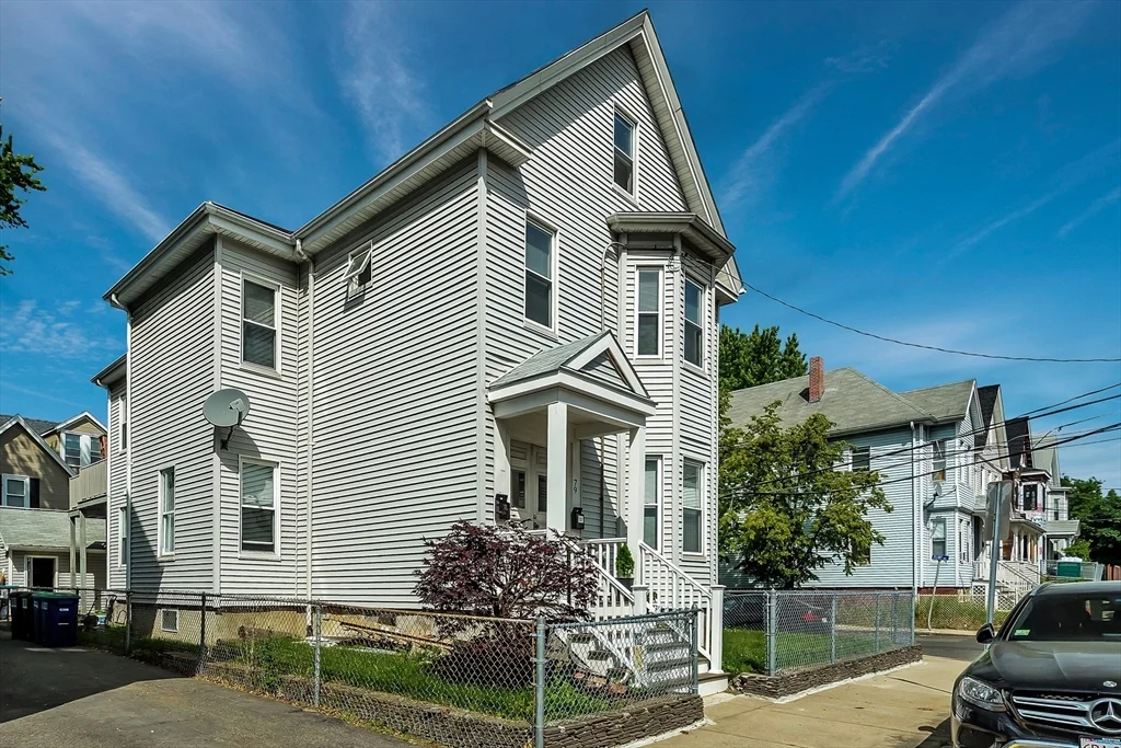 1 bed, 1 bath apartment for rent at 79 Flint St Unit A, East Somerville — photo 13 of 14