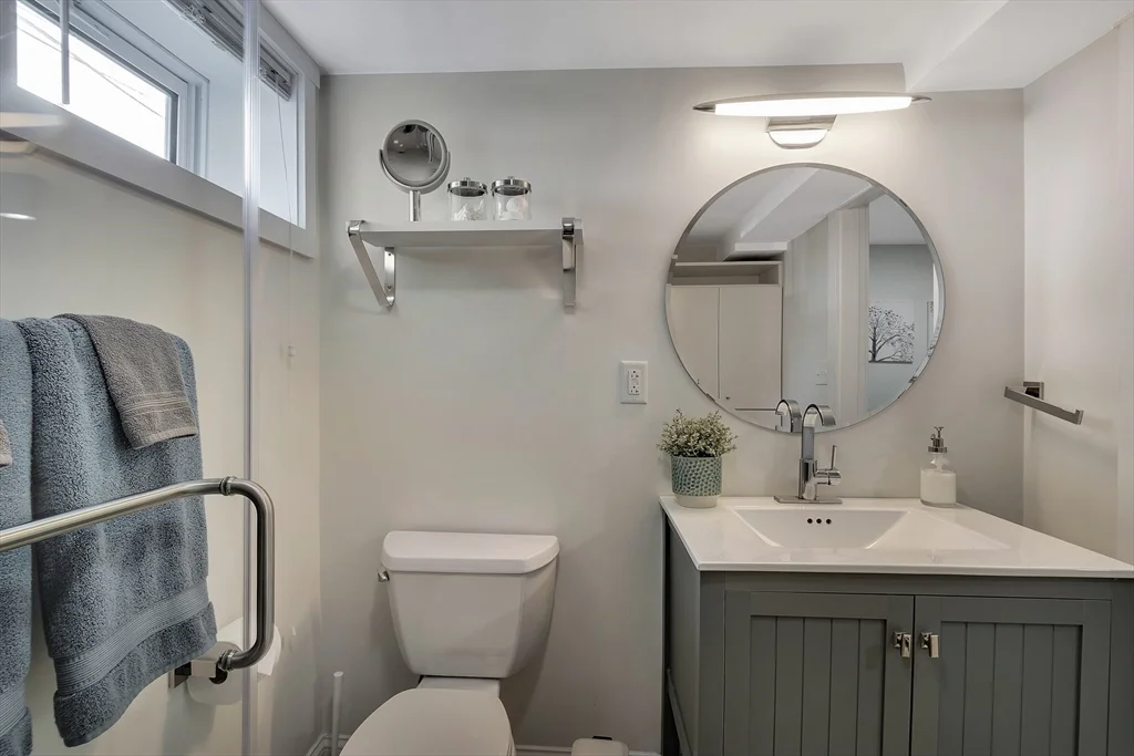 1 bed, 1 bath apartment for rent at 79 Flint St Unit A, East Somerville — photo 11 of 14