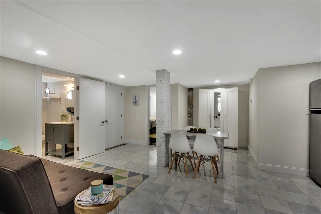 1 bed, 1 bath apartment for rent at 79 Flint St Unit A, East Somerville — photo 8 of 14
