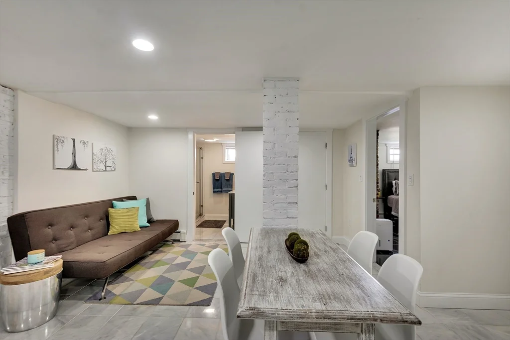 1 bed, 1 bath apartment for rent at 79 Flint St Unit A, East Somerville — photo 7 of 14