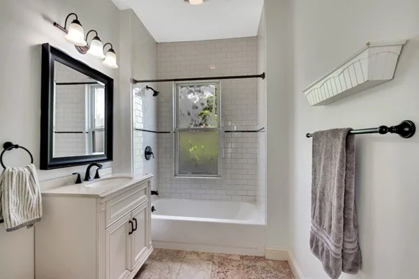 3 bed, 1 bath apartment for rent at 79 Flint Unit 2, East Somerville — photo 6 of 19