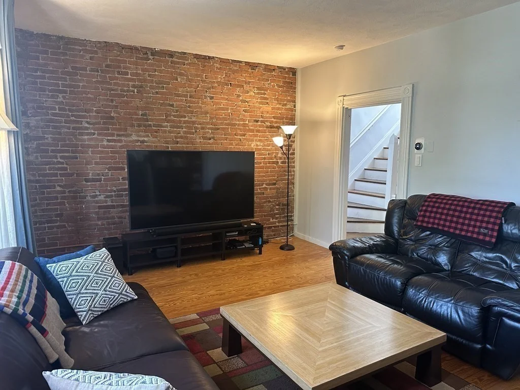 3 bed, 1 bath apartment for rent at 79 Franklin St Unit 2, Allston — photo 6 of 12