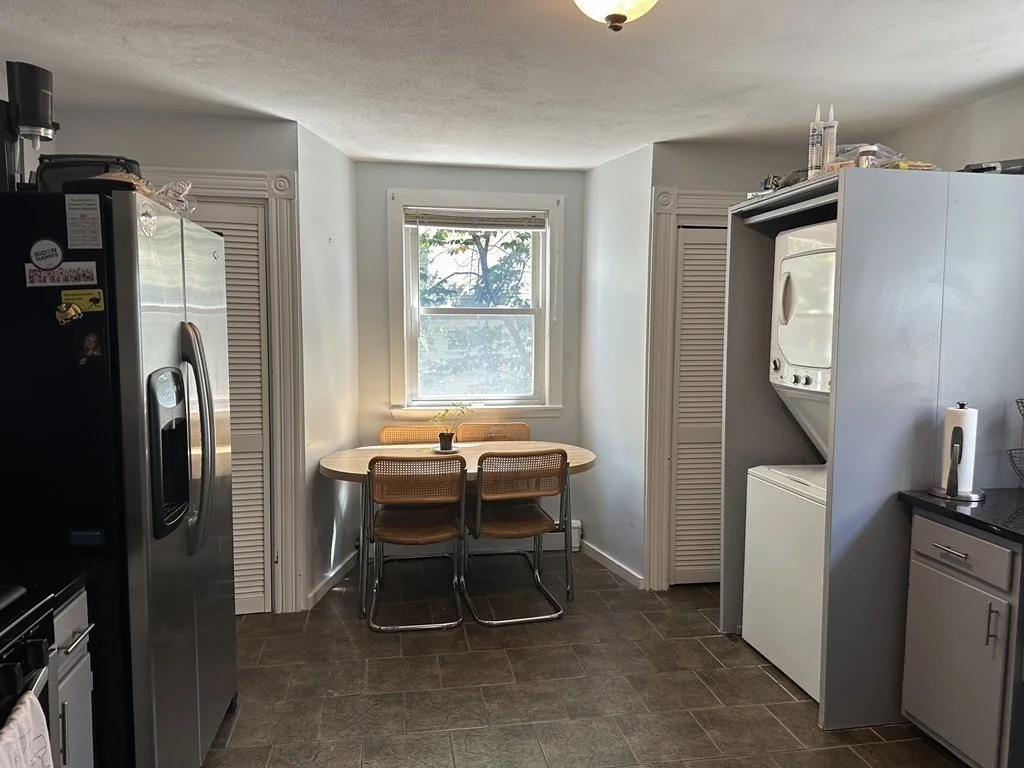 3 bed, 1 bath apartment for rent at 79 Franklin St Unit 2, Allston — photo 4 of 12