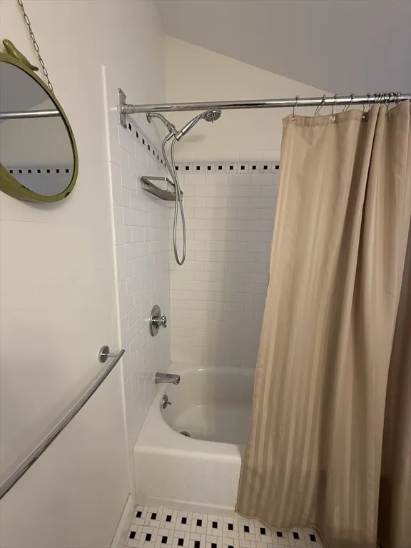 1 bed, 1 bath apartment for rent at 79 Freeman Rd Unit ADU, Charlton — photo 14 of 18