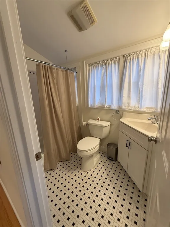1 bed, 1 bath apartment for rent at 79 Freeman Rd Unit ADU, Charlton — photo 13 of 18