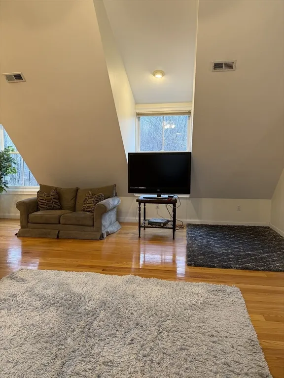 1 bed, 1 bath apartment for rent at 79 Freeman Rd Unit ADU, Charlton — photo 6 of 18
