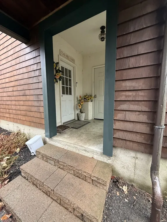 1 bed, 1 bath apartment for rent at 79 Freeman Rd Unit ADU, Charlton — photo 1 of 18
