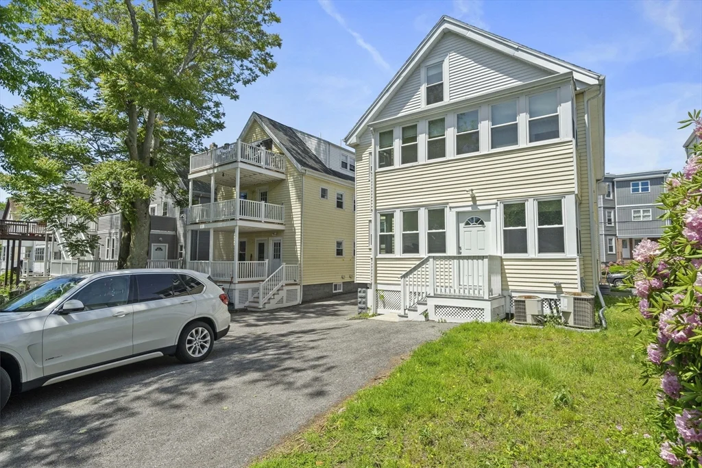 3 bed, 2 bath apartment for rent at 79 Fremont Unit 2, Winter Hill — photo 7 of 27