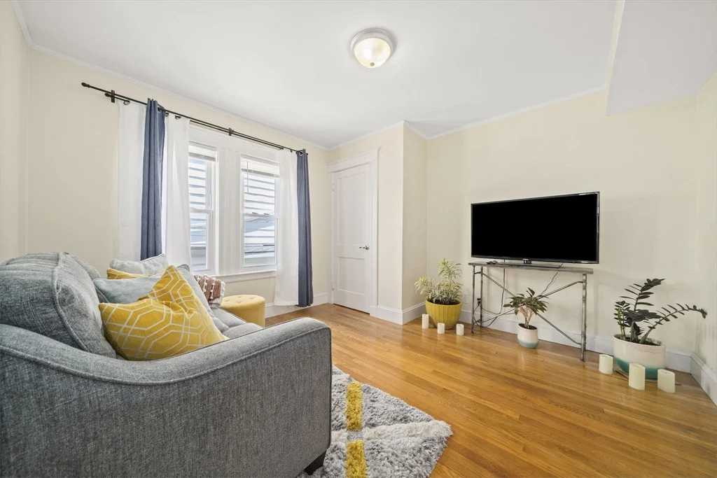 3 bed, 2 bath apartment for rent at 79 Fremont Unit 2, Winter Hill — photo 17 of 27