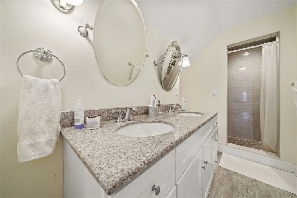 3 bed, 2 bath apartment for rent at 79 Fremont Unit 2, Winter Hill — photo 22 of 27