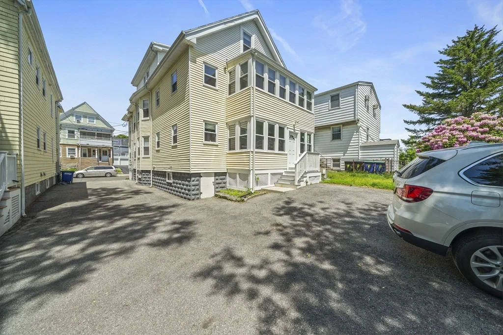 3 bed, 2 bath apartment for rent at 79 Fremont Unit 2, Winter Hill — photo 4 of 27