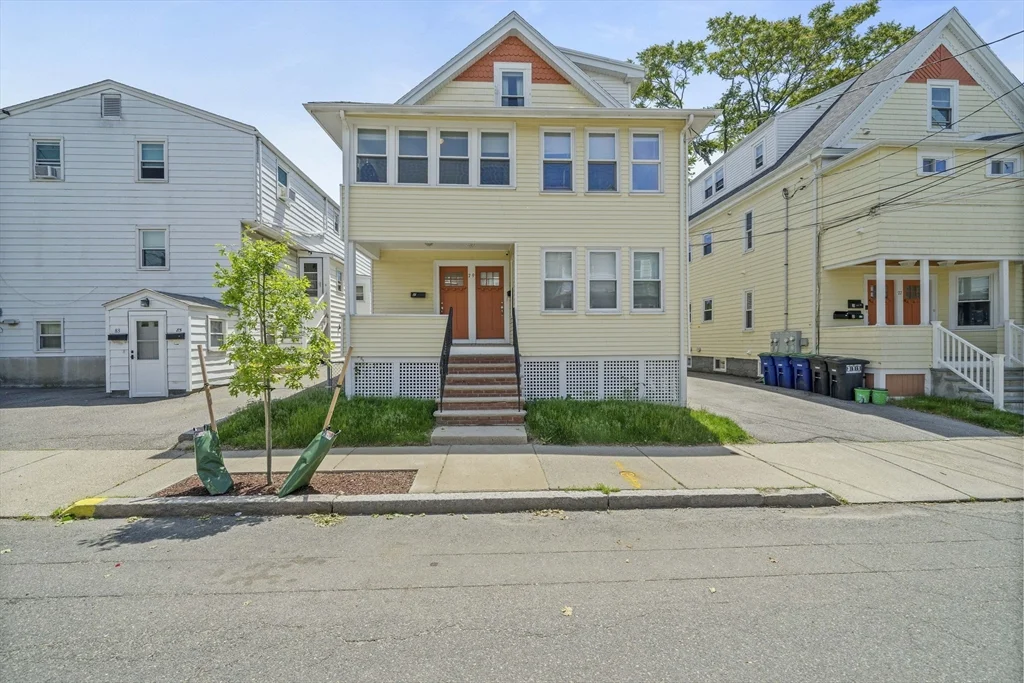 3 bed, 2 bath apartment for rent at 79 Fremont Unit 2, Winter Hill — photo 1 of 27