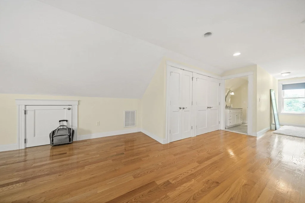 3 bed, 2 bath apartment for rent at 79 Fremont Unit 2, Winter Hill — photo 21 of 27