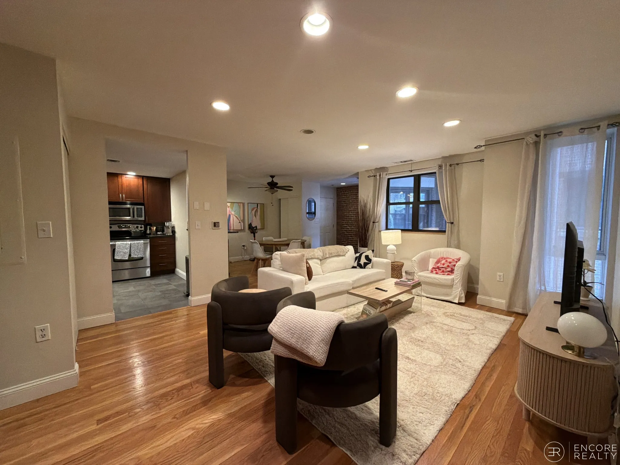 2 bed, 1 bath apartment for rent at 79 Gainsborough St Unit 108, Fenway — photo 5 of 12