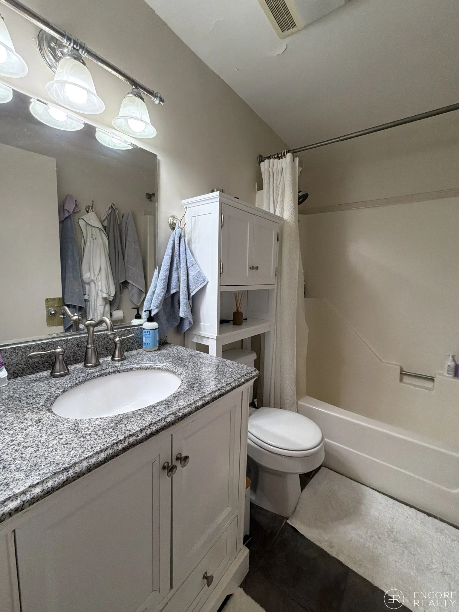 2 bed, 1 bath apartment for rent at 79 Gainsborough St Unit 108, Fenway — photo 10 of 12