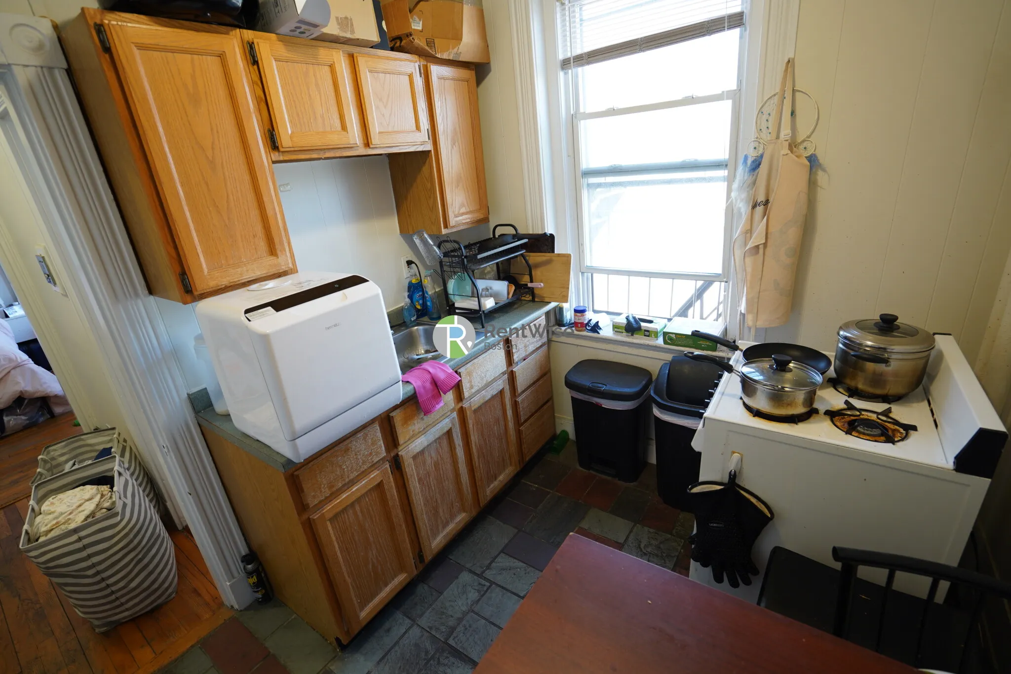 Studio bed, 1 bath apartment for rent at 79 Gordon St Unit 11, Brighton — photo 9 of 13