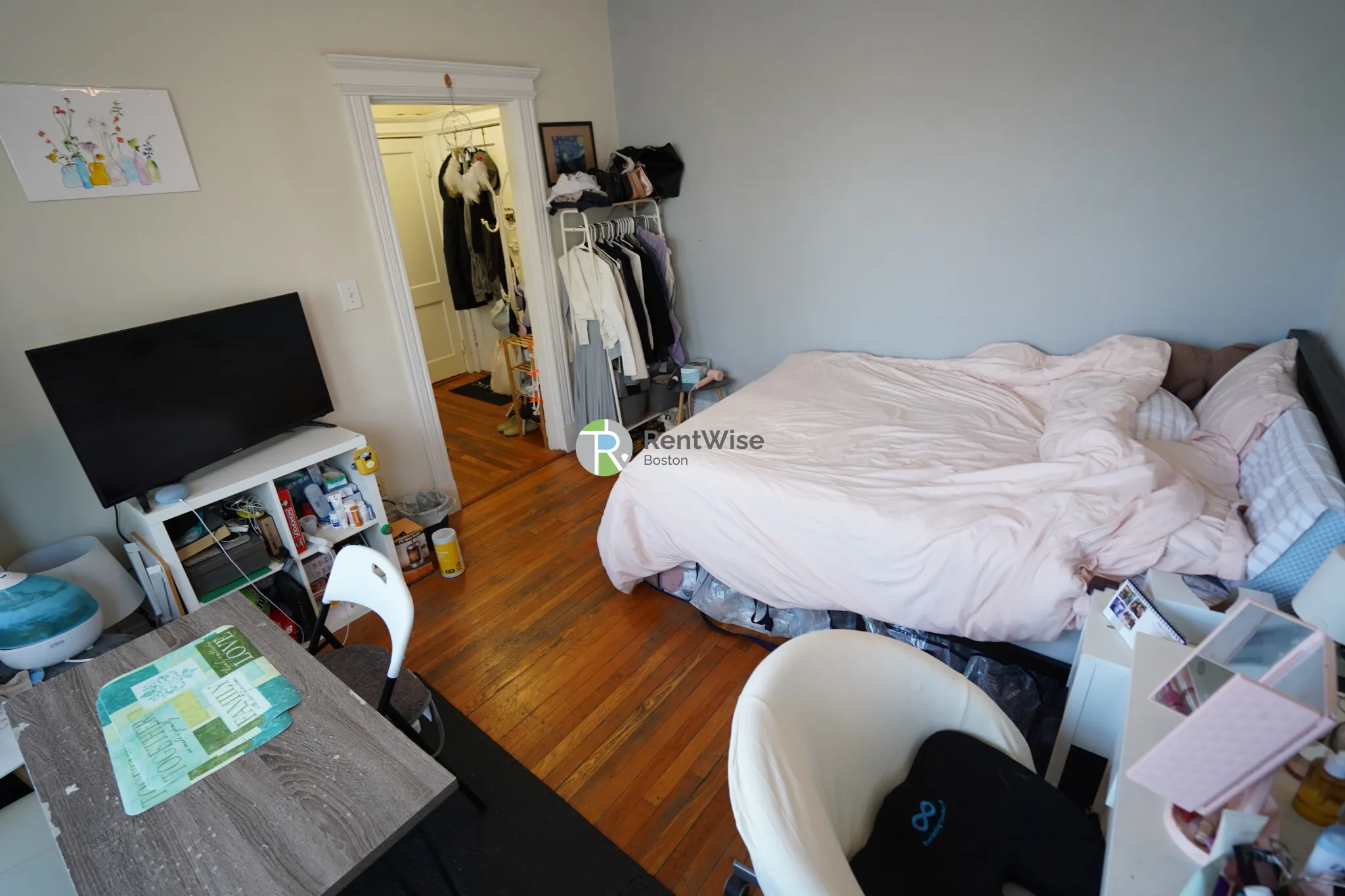 Studio bed, 1 bath apartment for rent at 79 Gordon St Unit 11, Brighton — photo 3 of 13