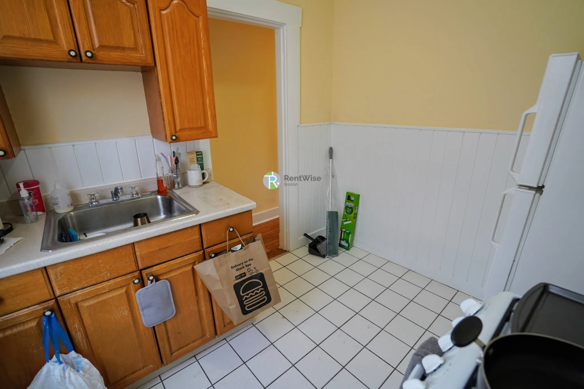1 bed, 1 bath apartment for rent at 79 Gordon St Unit 14, Brighton — photo 6 of 13