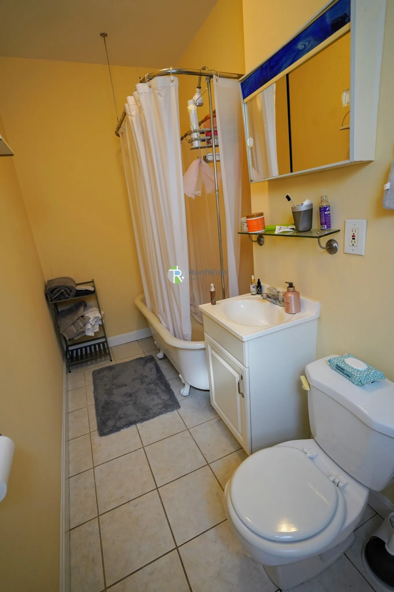 1 bed, 1 bath apartment for rent at 79 Gordon St Unit 14, Brighton — photo 9 of 13