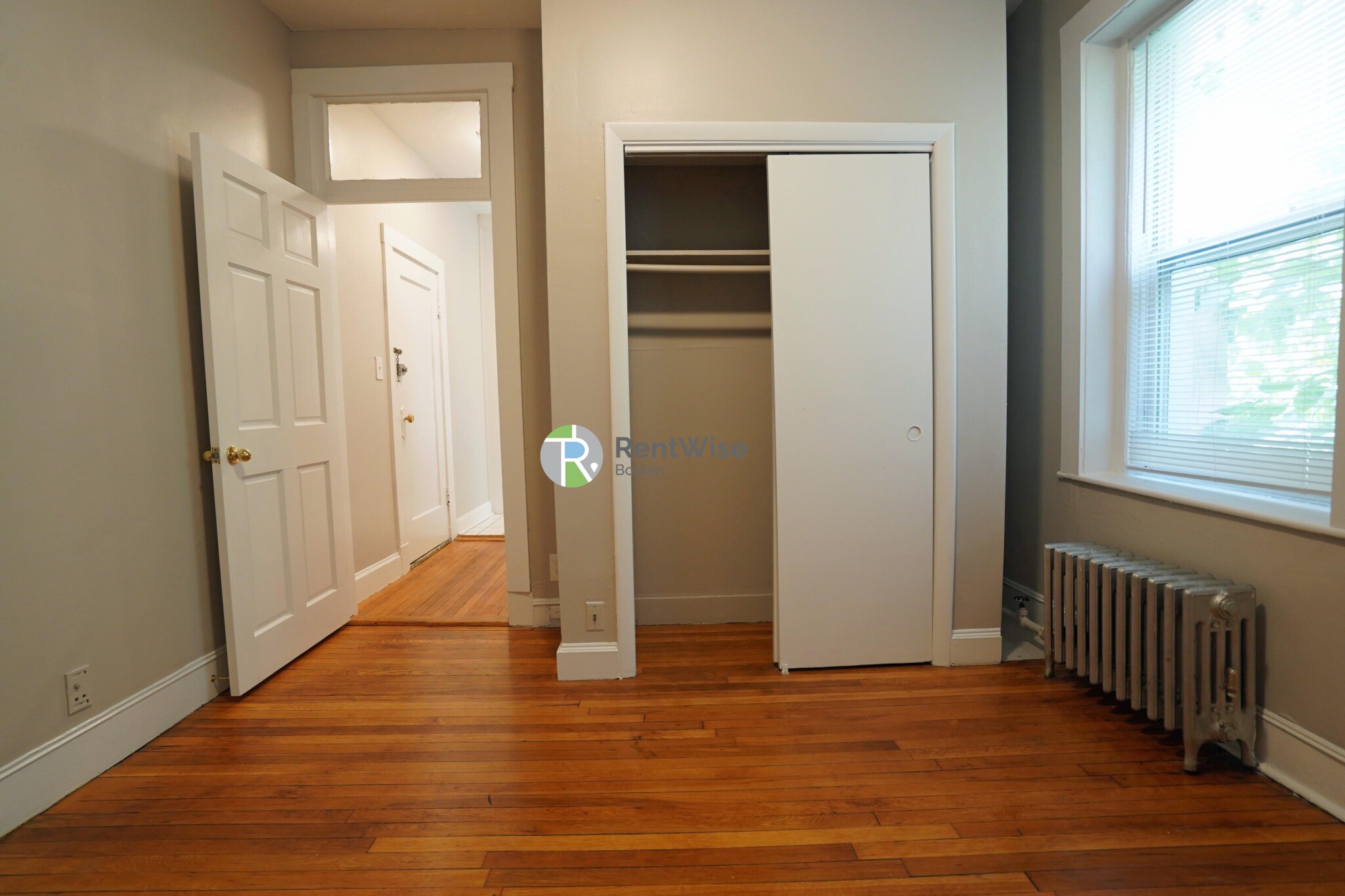 Studio bed, 1 bath apartment for rent at 79 Gordon St Unit 2, Brighton — photo 3 of 13
