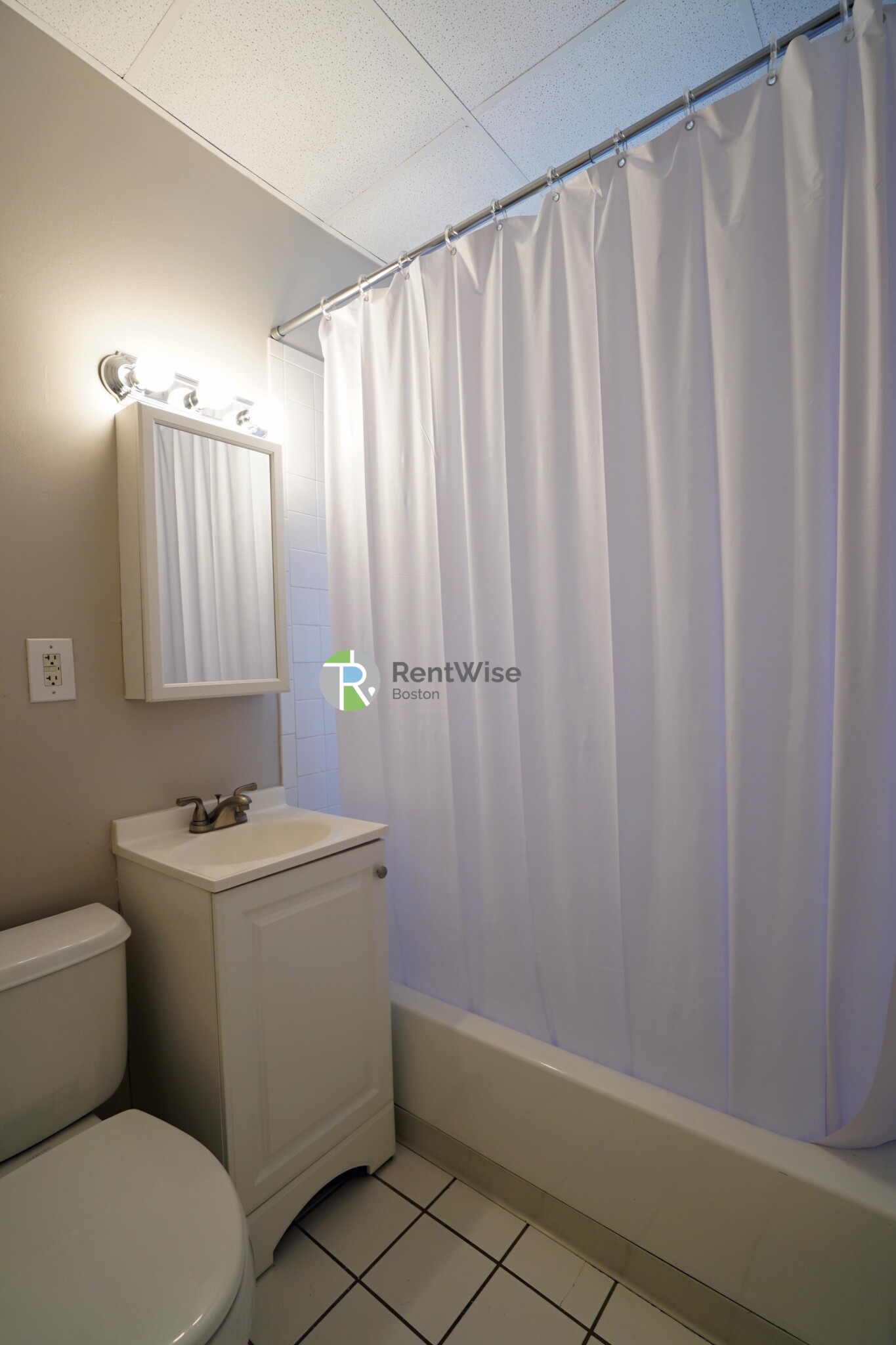 Studio bed, 1 bath apartment for rent at 79 Gordon St Unit 2, Brighton — photo 10 of 13