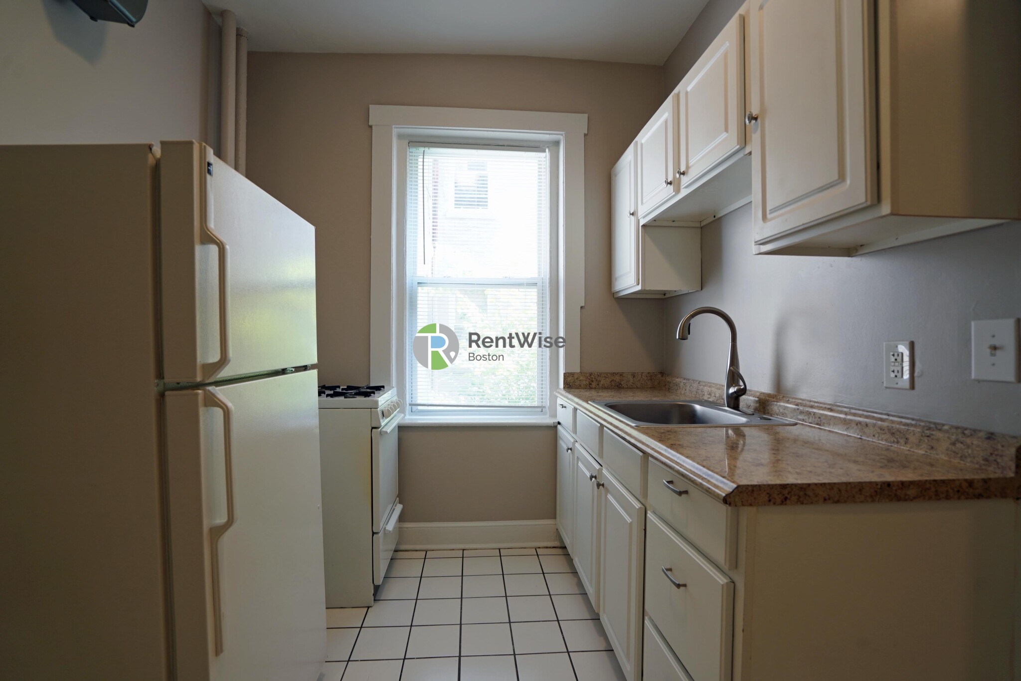 Studio bed, 1 bath apartment for rent at 79 Gordon St Unit 2, Brighton — photo 7 of 13