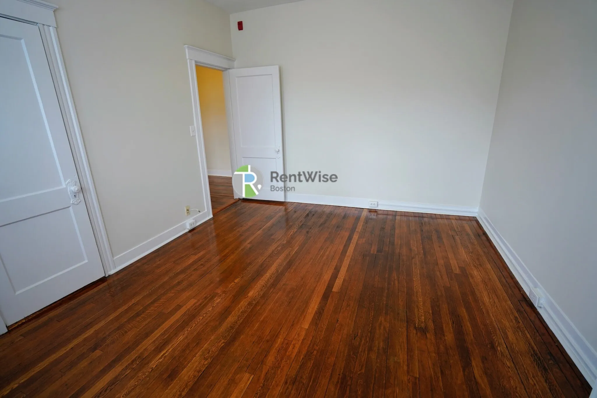 1 bed, 1 bath apartment for rent at 79 Gordon St Unit 4, Brighton — photo 2 of 16