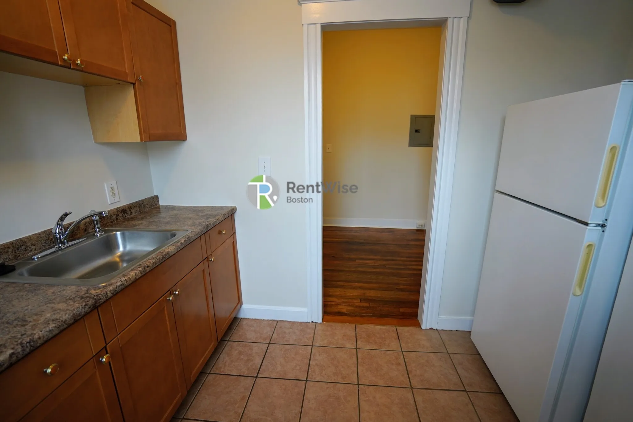 1 bed, 1 bath apartment for rent at 79 Gordon St Unit 4, Brighton — photo 8 of 16