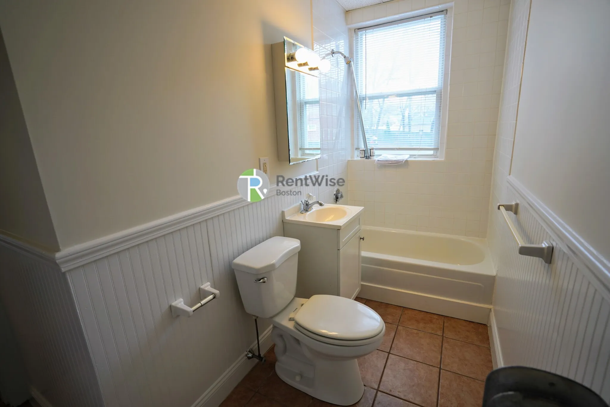 1 bed, 1 bath apartment for rent at 79 Gordon St Unit 4, Brighton — photo 12 of 16
