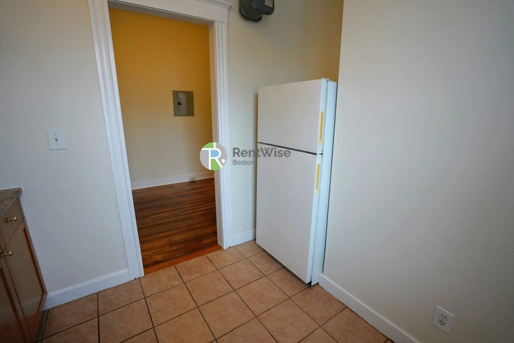 1 bed, 1 bath apartment for rent at 79 Gordon St Unit 4, Brighton — photo 7 of 16