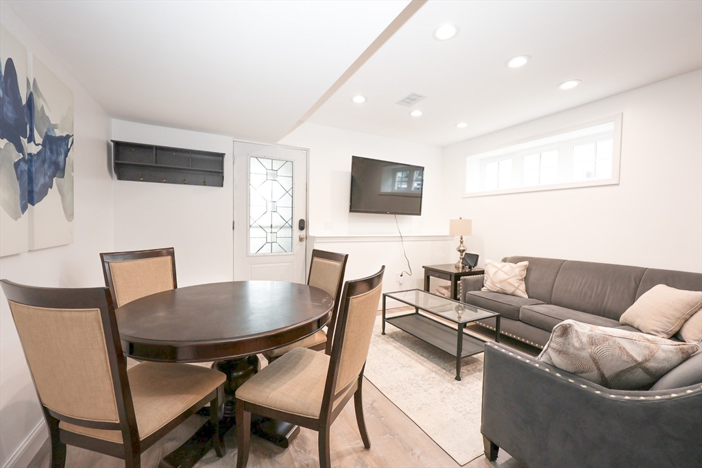 1 bed, 1 bath apartment for rent at 79 Granite St Unit 1, Weymouth — photo 4 of 12