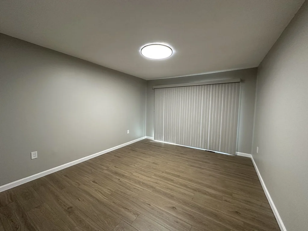 3 bed, 2 bath apartment for rent at 79 Greenbrook Dr Unit 79, Stoughton — photo 4 of 10