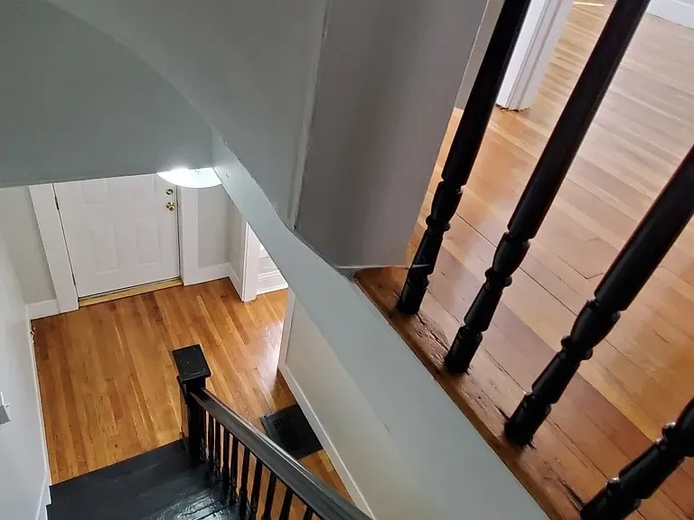 4 bed, 1 bath apartment for rent at 79 Hammond St Unit 79, Banks Square — photo 10 of 13