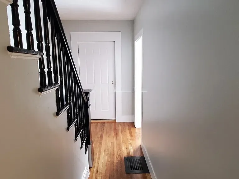 4 bed, 1 bath apartment for rent at 79 Hammond St Unit 79, Banks Square — photo 11 of 13