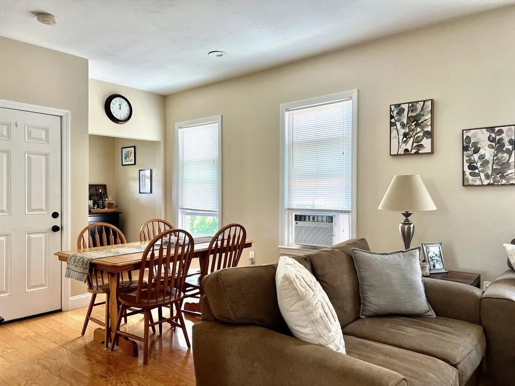 3 bed, 1 bath apartment for rent at 79 Harborview St Unit 3, Dorchester — photo 9 of 24