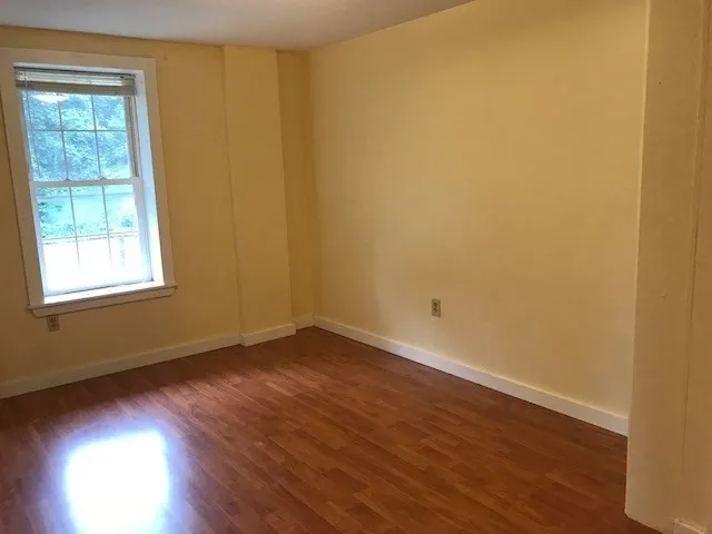 3 bed, 1 bath apartment for rent at 79 Hawley St Unit A, Northampton — photo 11 of 14