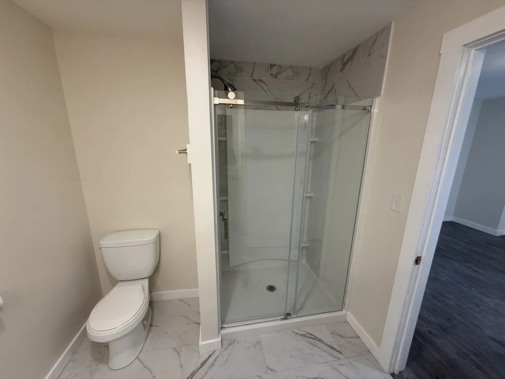 2 bed, 1 bath apartment for rent at 79 Hawley St Unit B, Northampton — photo 11 of 19