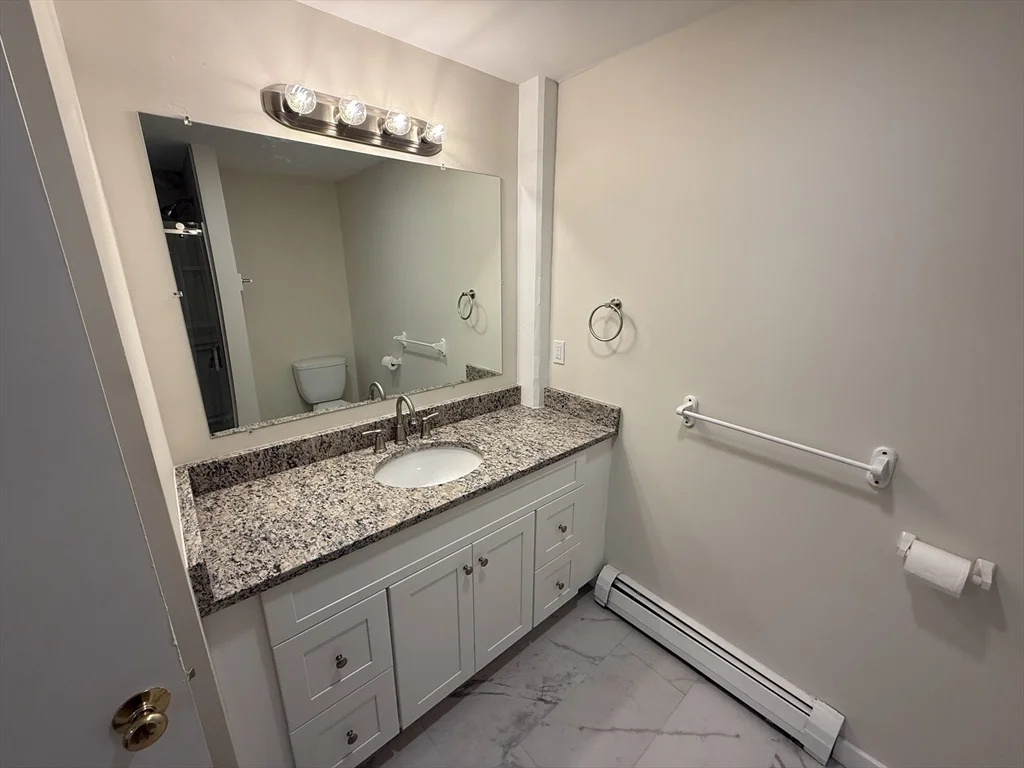 2 bed, 1 bath apartment for rent at 79 Hawley St Unit B, Northampton — photo 10 of 19