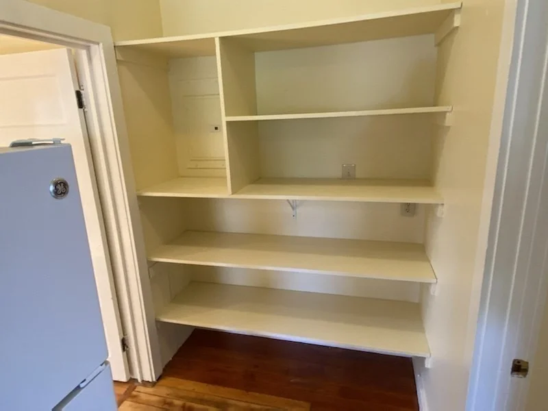 3 bed, 1 bath apartment for rent at 79 Hawley Unit C, Northampton — photo 4 of 11