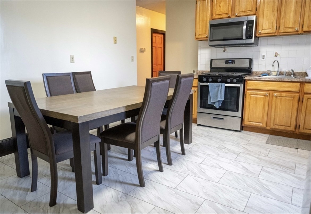 4 bed, 1 bath apartment for rent at 79 Heath St Unit 2, Mission Hill — photo 9 of 15
