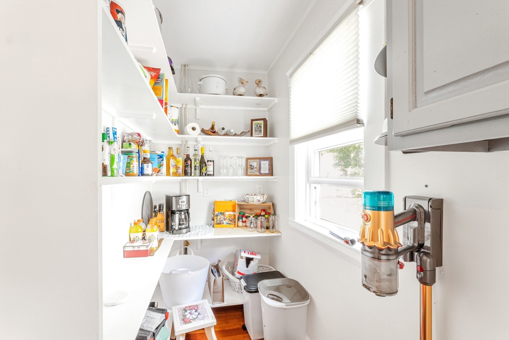 2 bed, 1 bath apartment for rent at 79 Hewlett Unit 1, Roslindale — photo 9 of 20