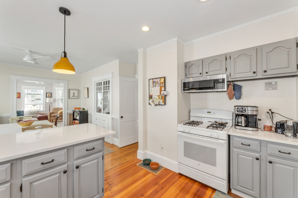 2 bed, 1 bath apartment for rent at 79 Hewlett Unit 1, Roslindale — photo 8 of 20
