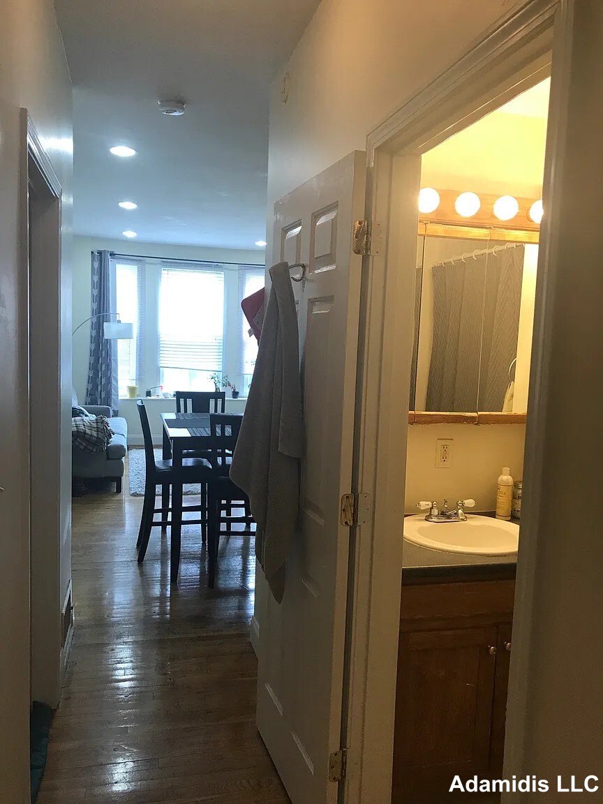 2 bed, 1 bath apartment for rent at 79 Highland St Unit 1, Roxbury — photo 7 of 8