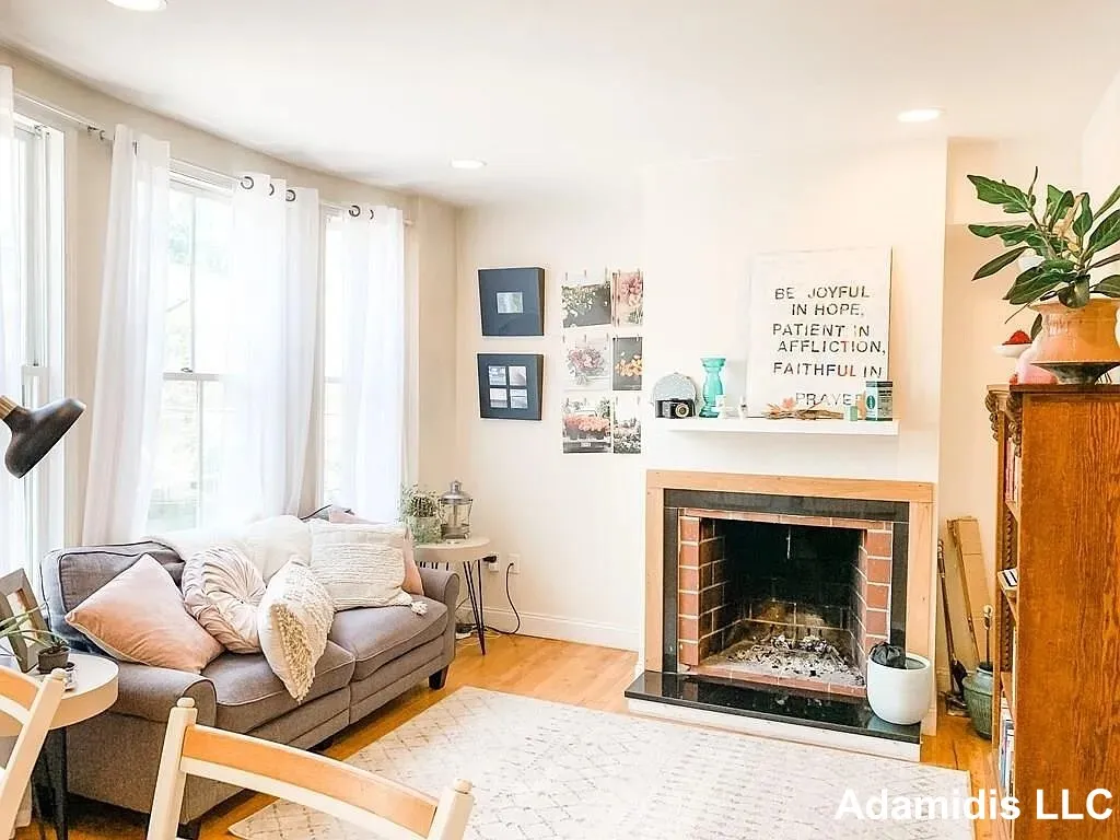 4 bed, 2 bath apartment for rent at 79 Highland St Unit 2, Roxbury — photo 13 of 22
