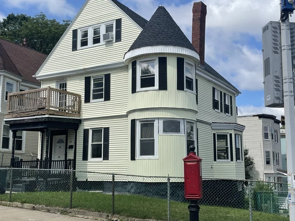 6 bed, 4+ bath apartment for rent at 79 Howard Ave, Dorchester